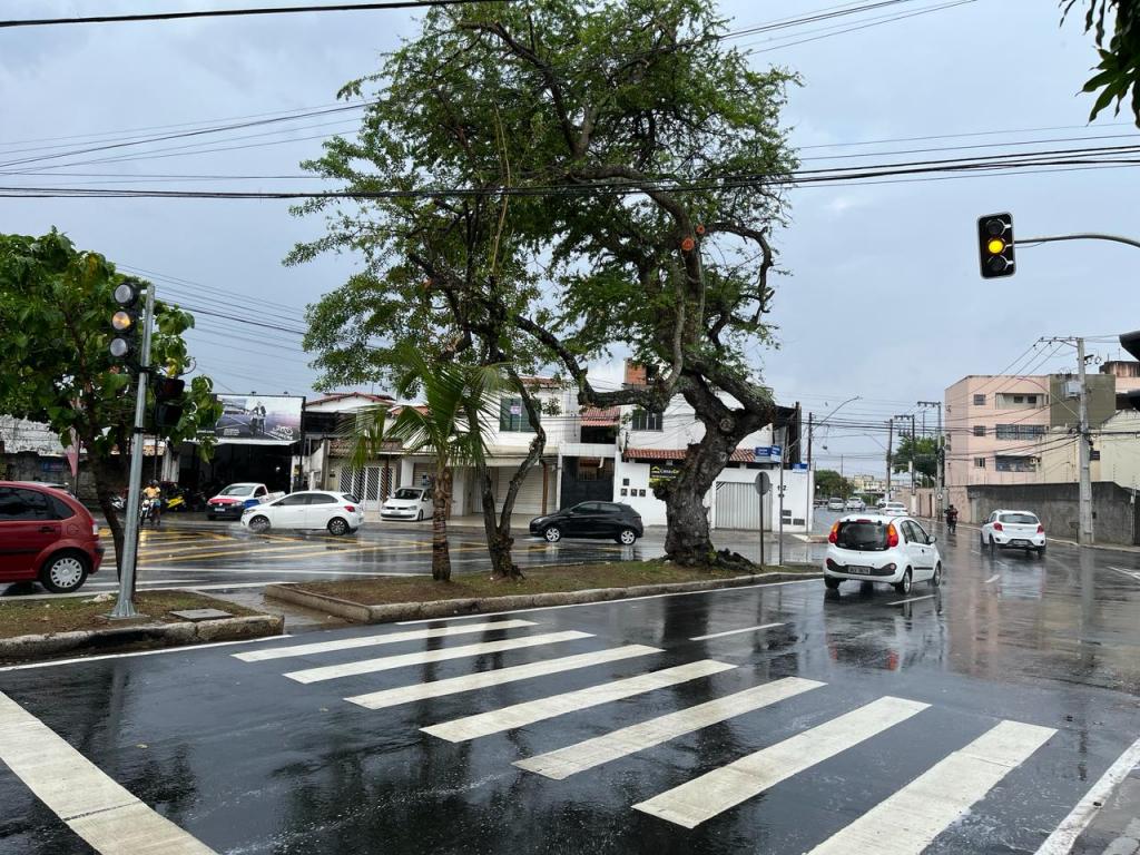 Novo semáforo da avenida Cezartina Régis entra em modo intermitente para adaptação dos condutores - SMTT Aracaju